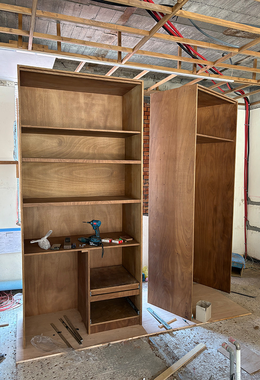 碳化合板 - 櫃體